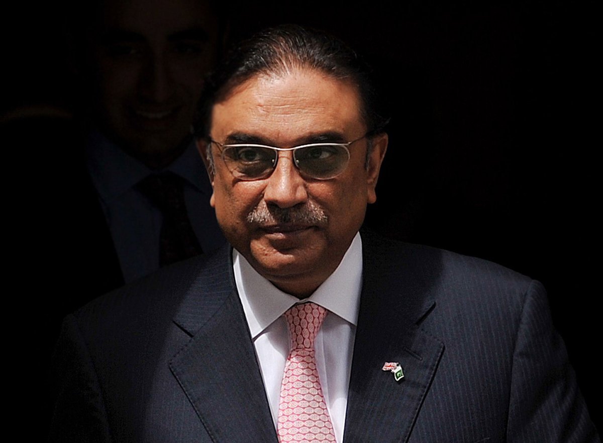 Zardari Accepts Resignations