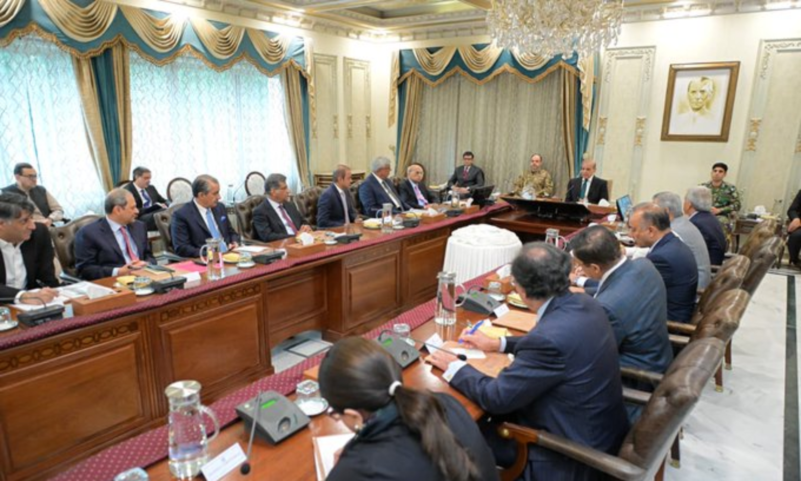 Officials in assembly meeting, budget consultation